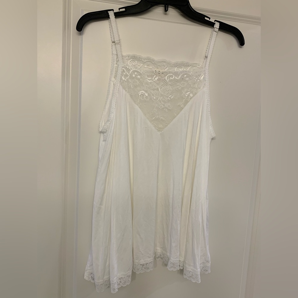 POL White Lace Top NWOT 🌴